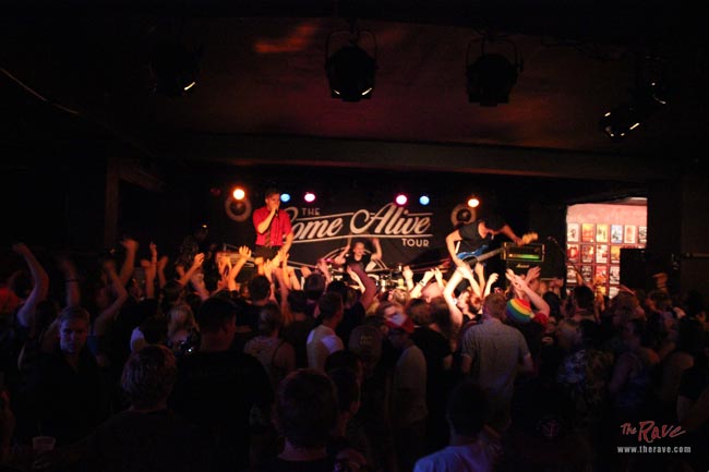 SET IT OFF / OUR LAST NIGHT event information