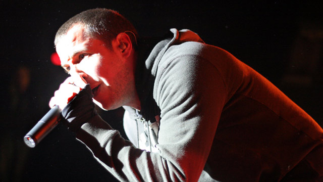 SIMPLE PLAN event information
