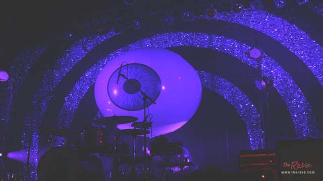YEAH YEAH YEAHS event information