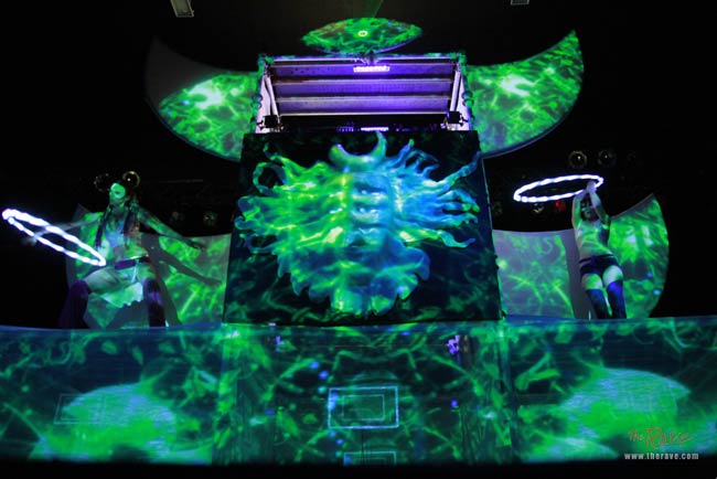 THE SHPONGLETRON EXPERIENCE event information