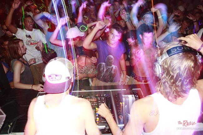 BUCK WILD FEATURING NOIZE POLLUTION event information
