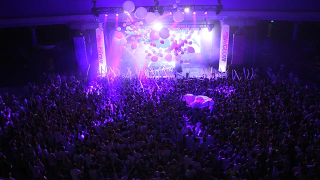DAYGLOW FEATURING RICHARD VISSION event information