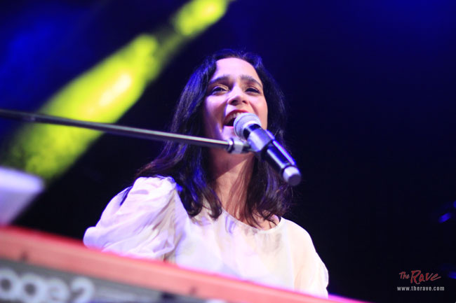 JULIETA VENEGAS event information