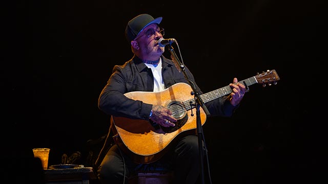 Aaron Lewis event information